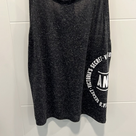 Victorias Secret tank top size extra small - Picture 4 of 7